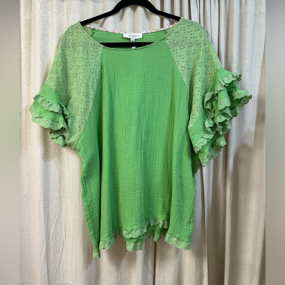 Umgee Green Eyelet Ruffle Sleeve Blouse